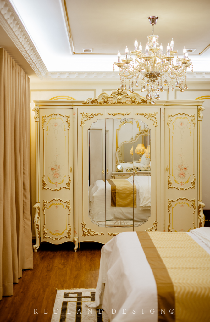 TOUR A LUXURY VICTORIAN INTERIOR DESIGN HOME - RED LAND DESIGN®