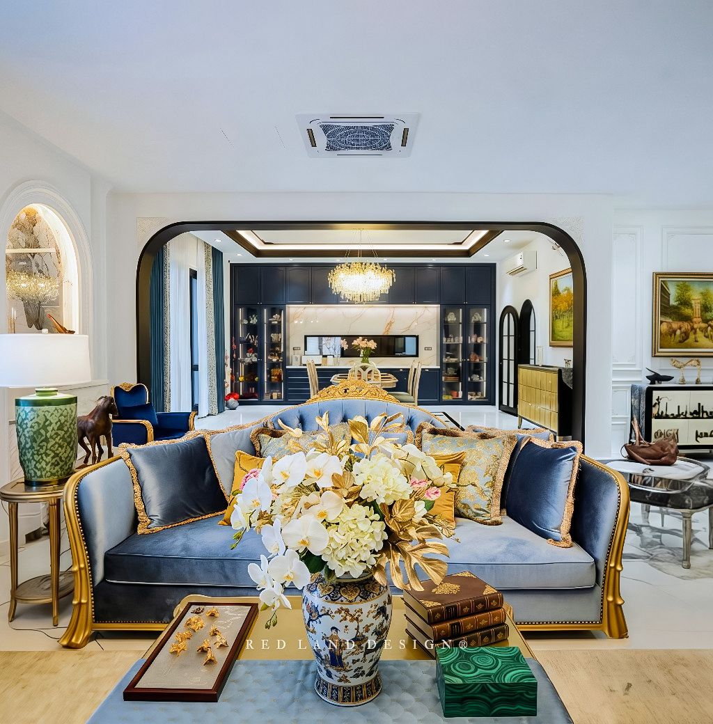 Looking for an architecture and interior design firm that has the experience to design and build classic modern home often turn to stiff challenges when comes to artistic styling involving decor that blends well. There were more similar theme projects that Red Land Design team had executed in the past, example  Modern Classic Bungalow In Cameron Highlands and Dato Carl's Tudor House